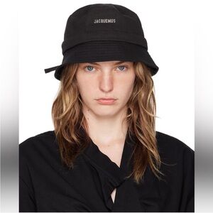 NWOT Jacquemus Le Bob Gadjo Bucket Hat Black Size 58